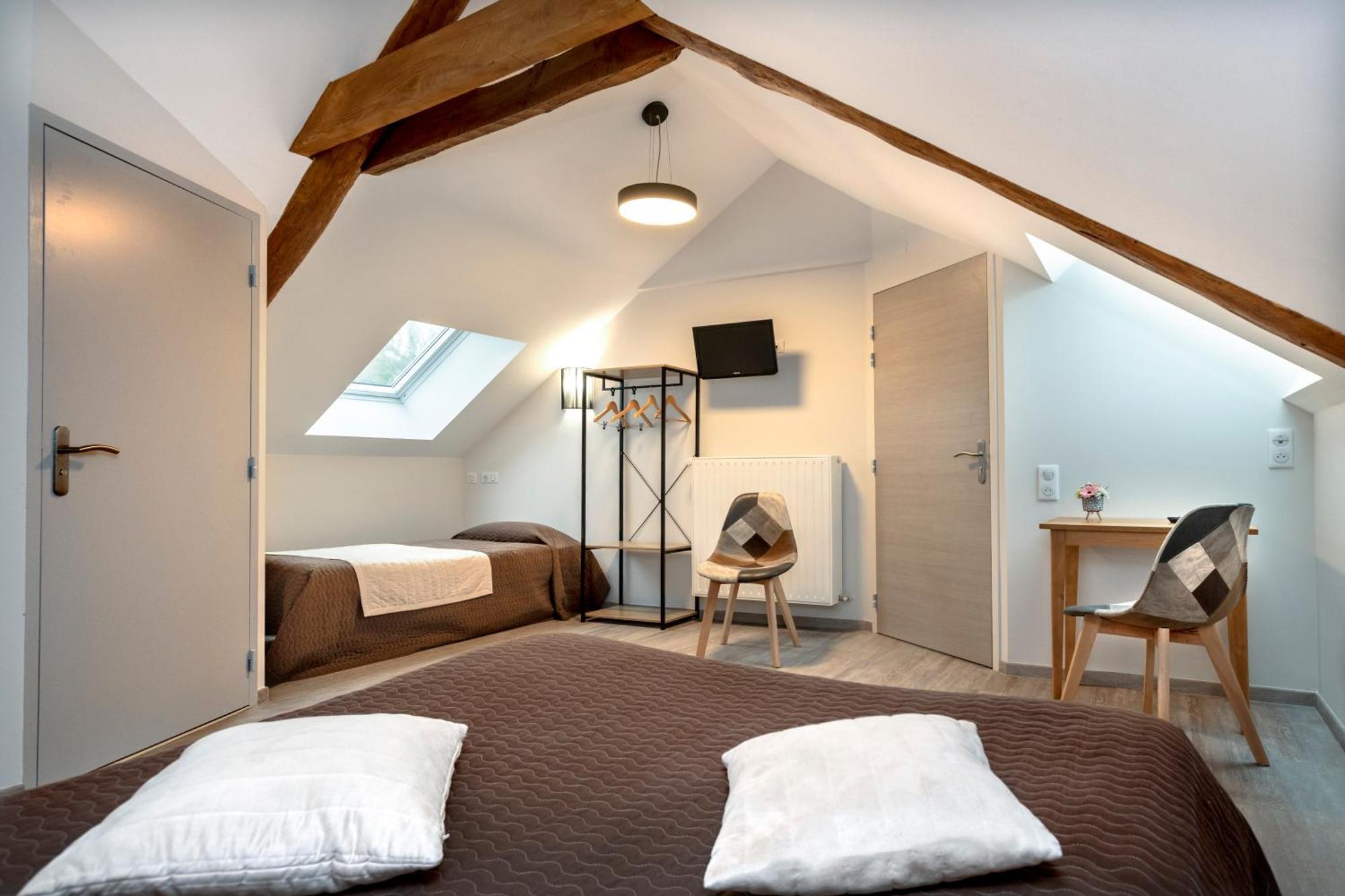 Hotel Restaurant De La Poste Et La Grange Detente, Espace Bien-Etre Châteauneuf-de-Randon 部屋 写真