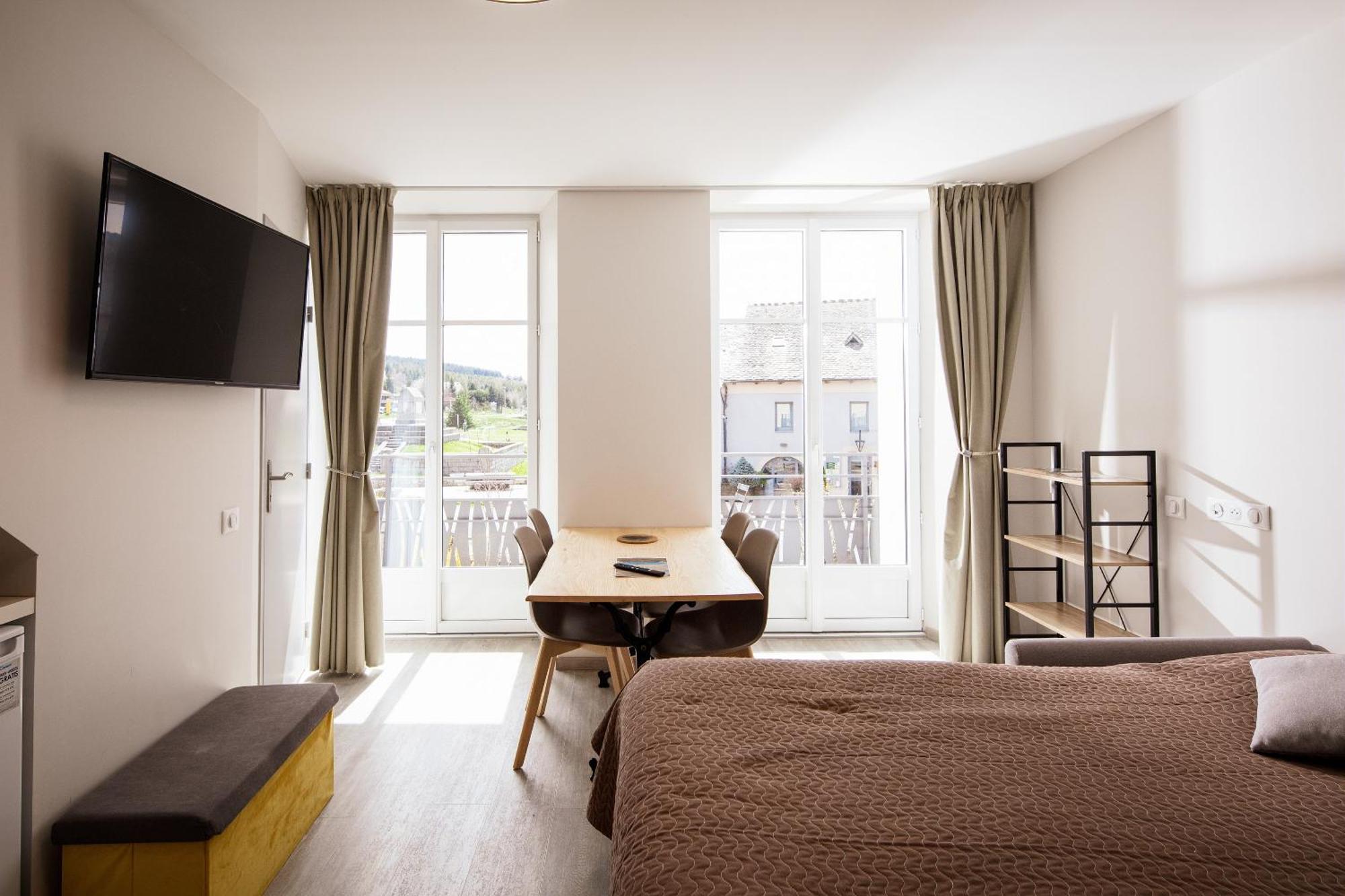 Hotel Restaurant De La Poste Et La Grange Detente, Espace Bien-Etre Châteauneuf-de-Randon 部屋 写真
